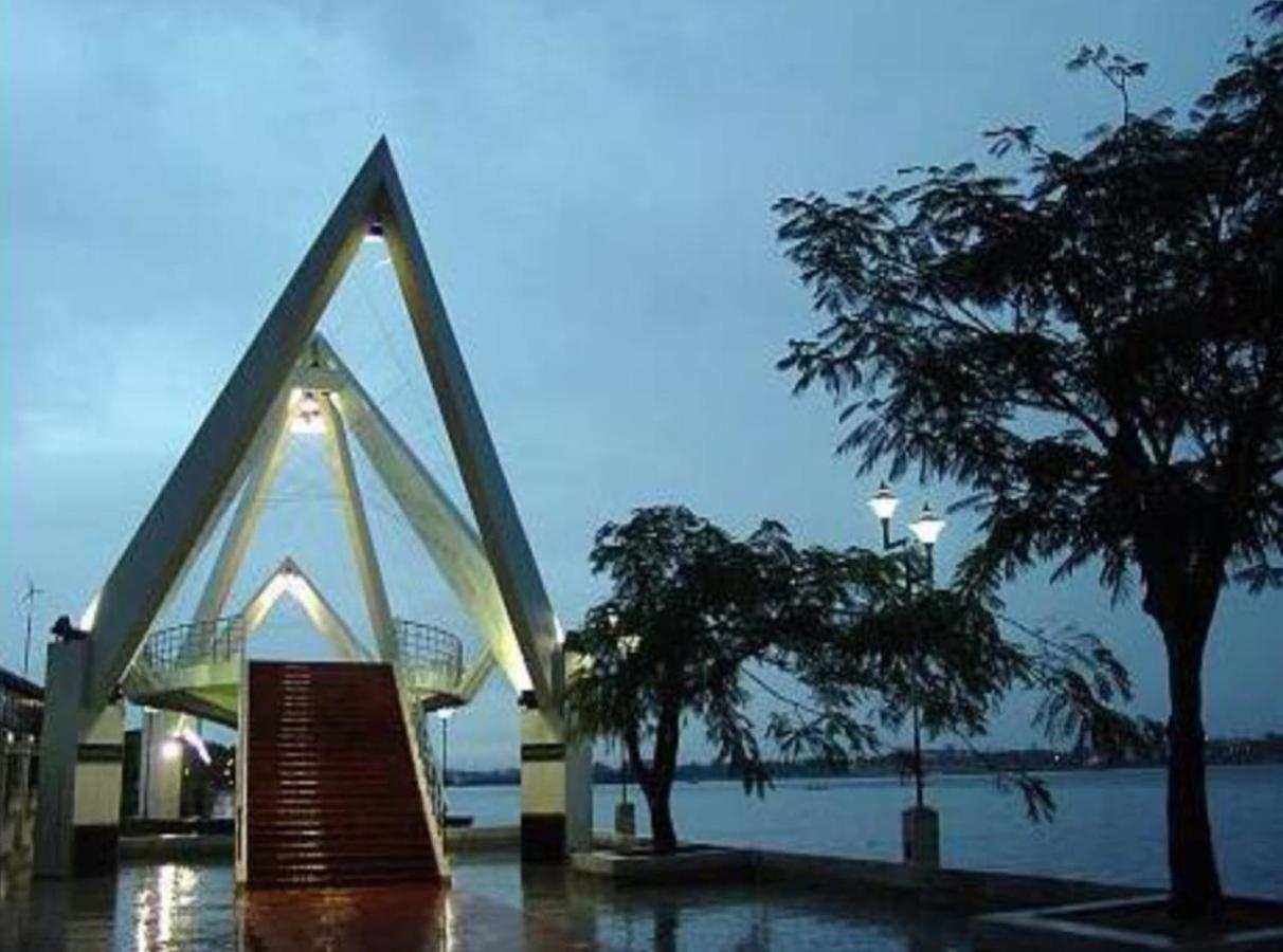 Raelyn'S Homestay Kochi Exteriér fotografie